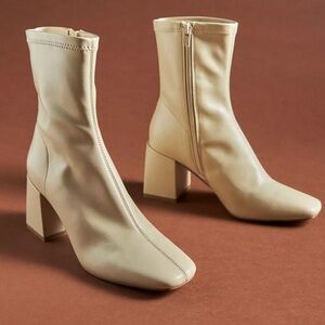 Winter shop Prices drop ❄️ Silent D Carina Heeled Ankle Boots - Ivory